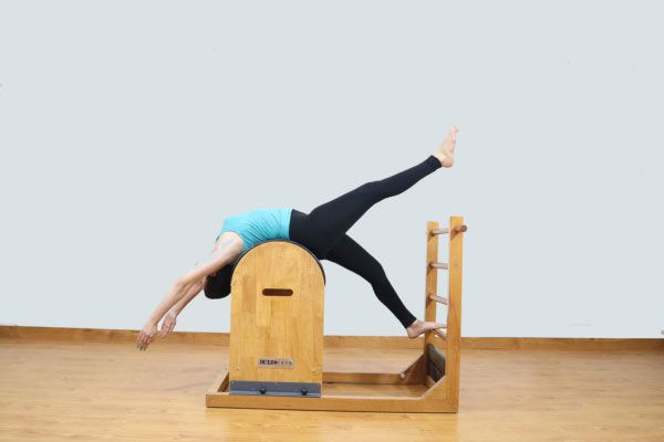 Side Plank with Ladder