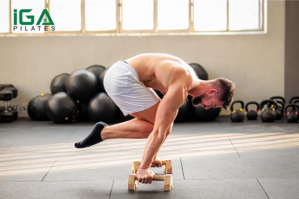 Lưu ý các vị trí cơ thể khi tập Tuck Planche