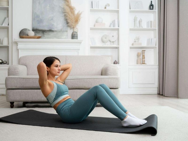 Sit – ups gây áp lực lên đĩa đệm ở vùng cột sống lưng