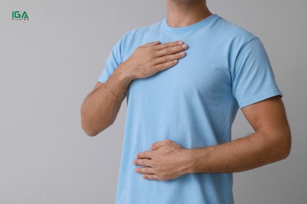 Hít thở ngực (Thoracic Breathing)