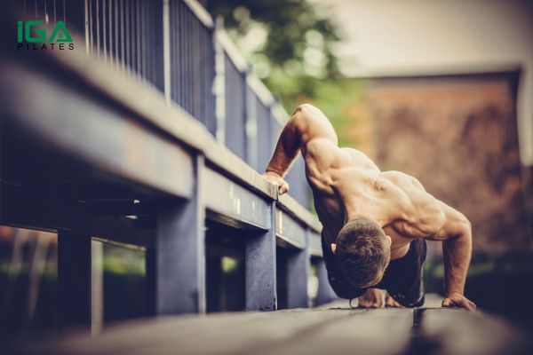 Tập luyện street workout có lợi ích gì? calisthenics khác gì street workout