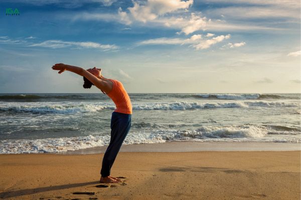 Dynamic Yoga chuỗi Chào Mặt Trời (Sun Salutation)