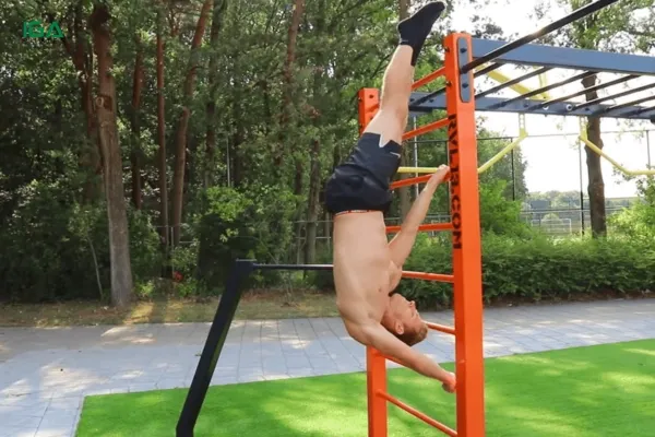 Human Flag thẳng đứng