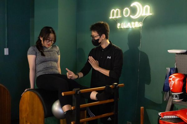 Tập Pilates tại Moon Pilates giá bao nhiêu