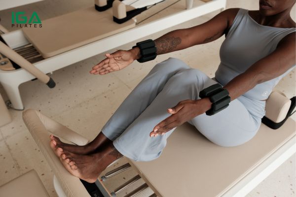 Bài tập Pilates Roll Up các tác dụng gì?