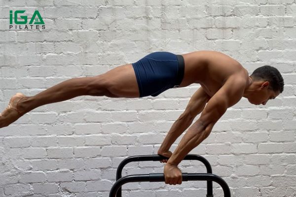 Lưu ý khi tập Straddle Planche