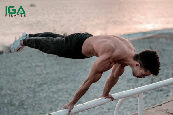 Tập Planche có tác dụng gì?