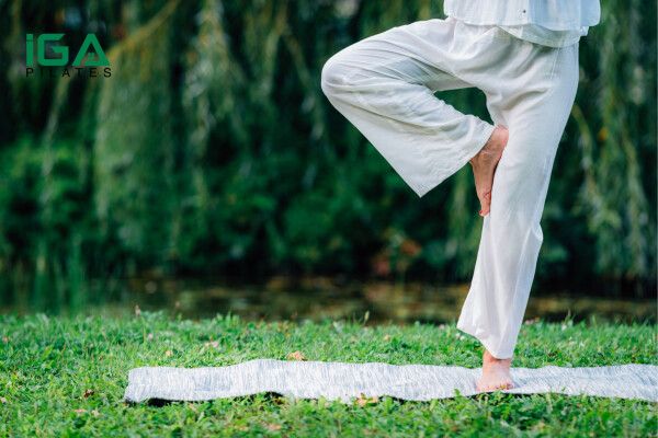 Những lưu ý khi thực hiện cái cây trong Yoga