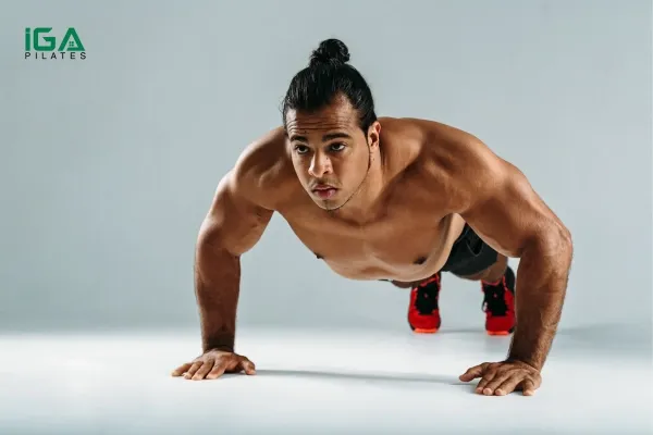 Tập Wide Push-up có lợi ích gì?