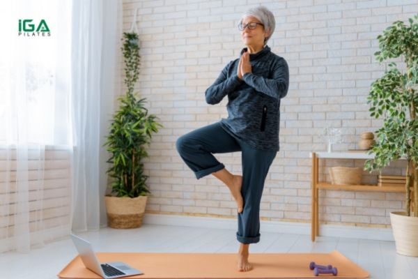 Yoga cho người cao tuổi