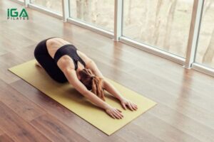 tư thế em bé trong Yoga