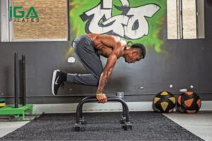 Tuck Planche