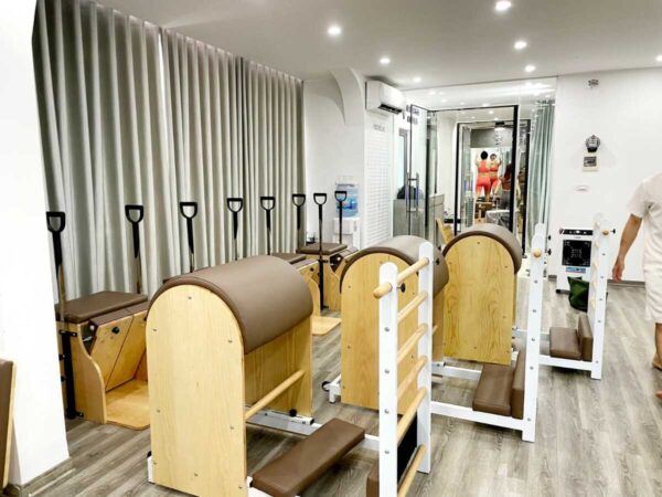 pilates ladder barrel khung kim loại (5)