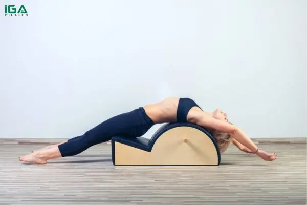 Bài tập Pilates Overhead trên Spine Corrector: Bí quyết giữ dáng và cân bằng cơ thể 1 Giới thiệu chung về Pilates
