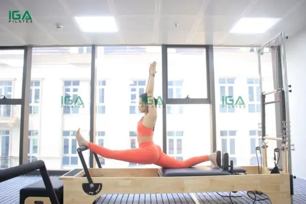 Các phụ kiện như thảm, vòng, bóng tập tăng tính đa dạng và hiệu quả bài tập