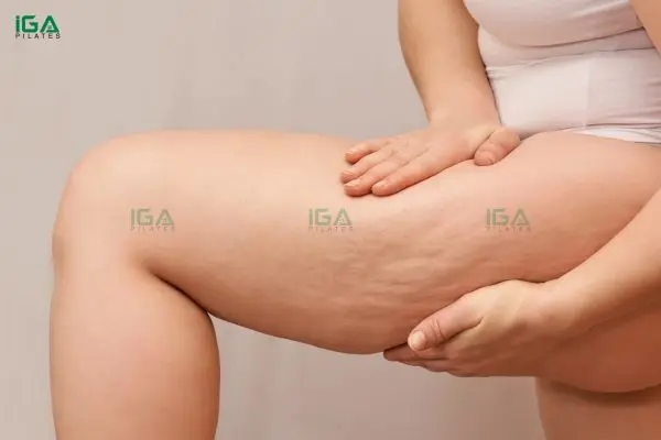Việc tập Pilates đều đặn hỗ trợ làm săn chắc vùng da kém đàn hồi