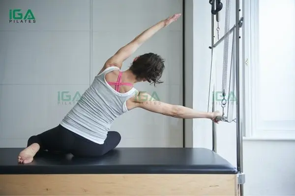 Người mới bắt đầu nên lựa chọn bài tập pilates cơ bản để hạn chế chấn thương