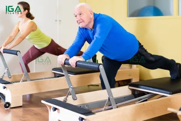 Tập pilates thường xuyên giúp cải thiện lưu thông máu và ổn định huyết áp tự nhiên