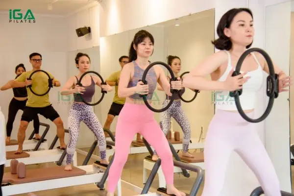 Tập pilates có giúp giảm cân không? Sự thật và cách tập hiệu quả để giảm mỡ 4 Việc phát triển cơ bắp giúp tăng cường trao đổi chất và hỗ trợ giảm mỡ hiệu quả hơn